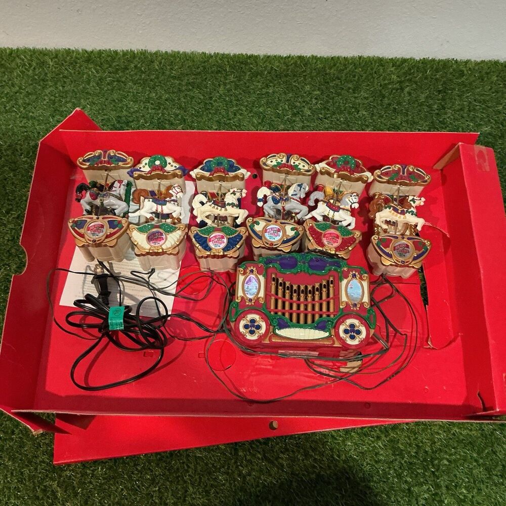 Mr Christmas Holiday Carousel 6 Horse Lighted Musical Ornament Set Works 1 Stuck
